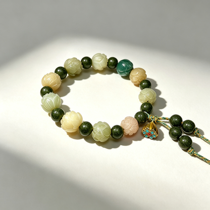 Lotus Bodhi Composite Fragrance Beaded Bracelet, Multi-Color Carved Flower Beads, Oriental Handmade Wrist Jewelry for Gift